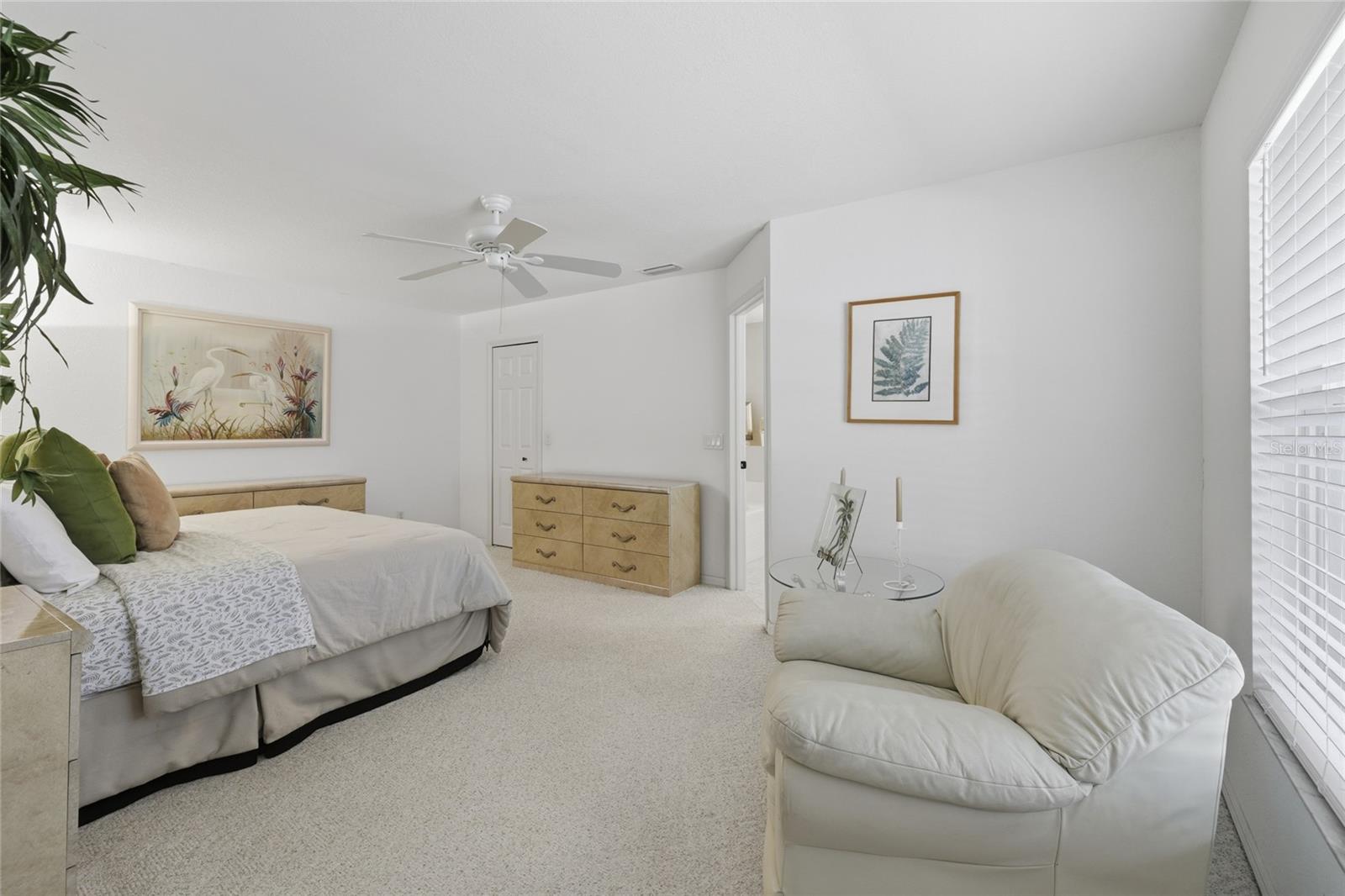 Image 21 of 49 For 4219 Eastlake Court