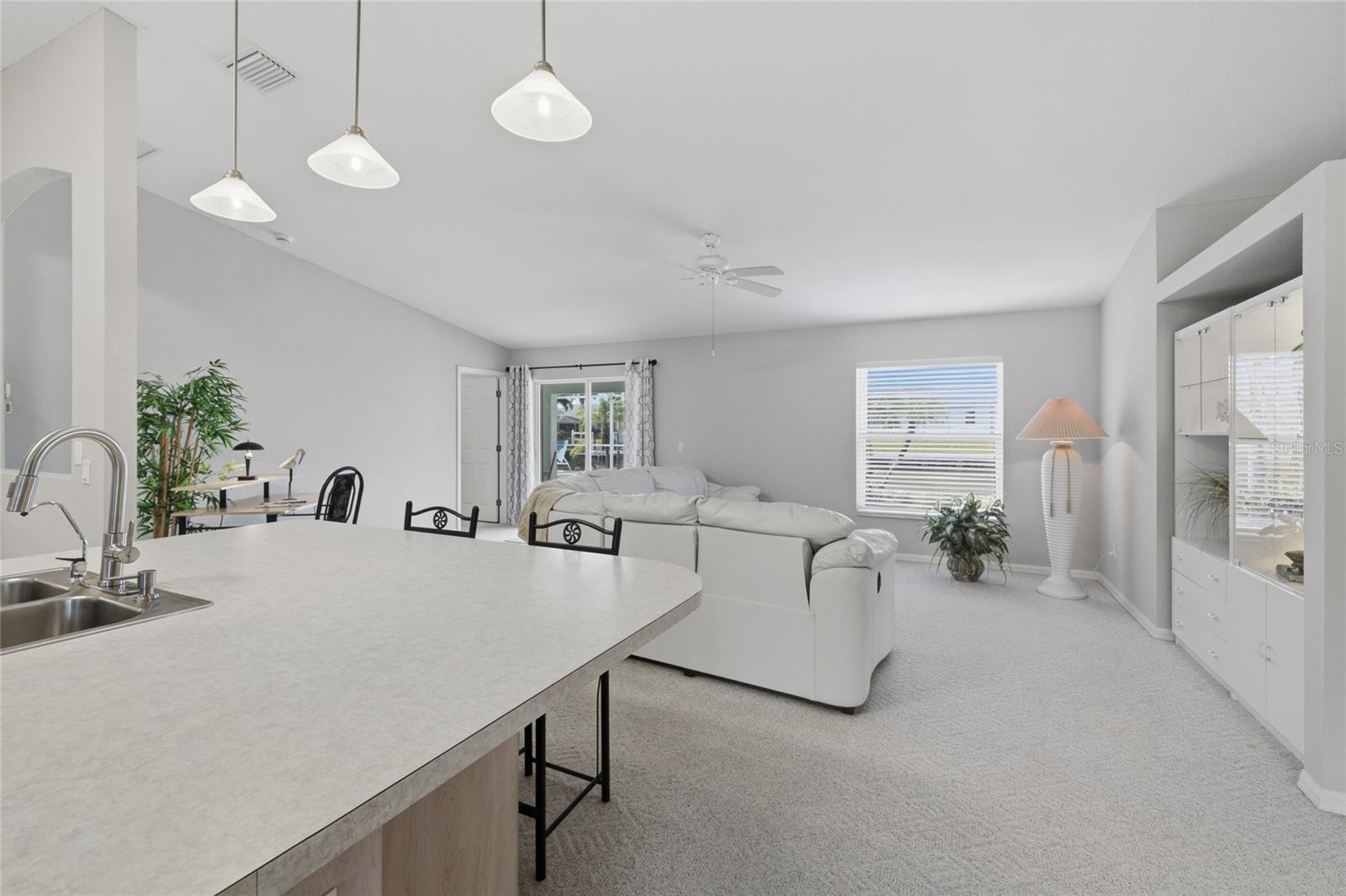 Image 3 of 49 For 4219 Eastlake Court