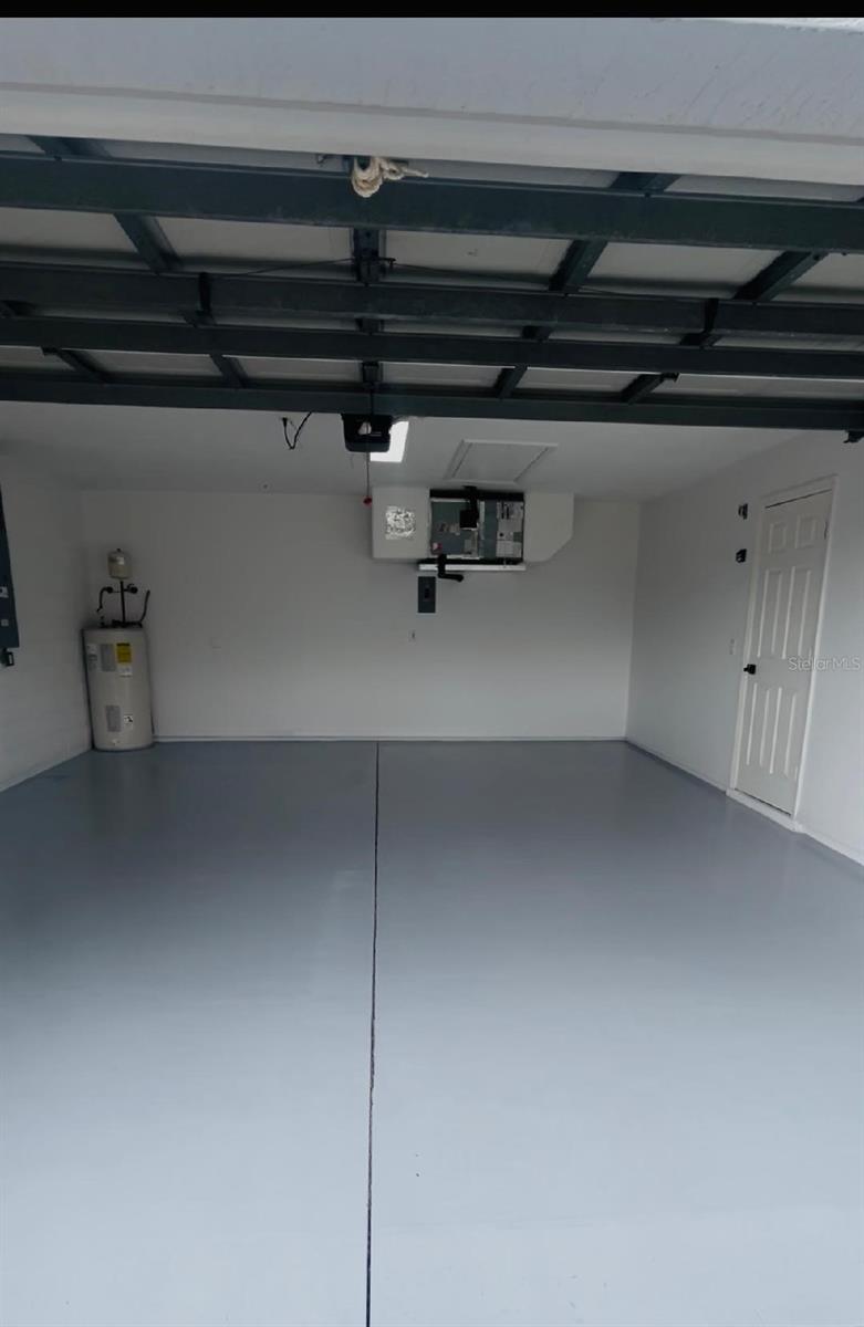 Image 35 of 49 For 4219 Eastlake Court