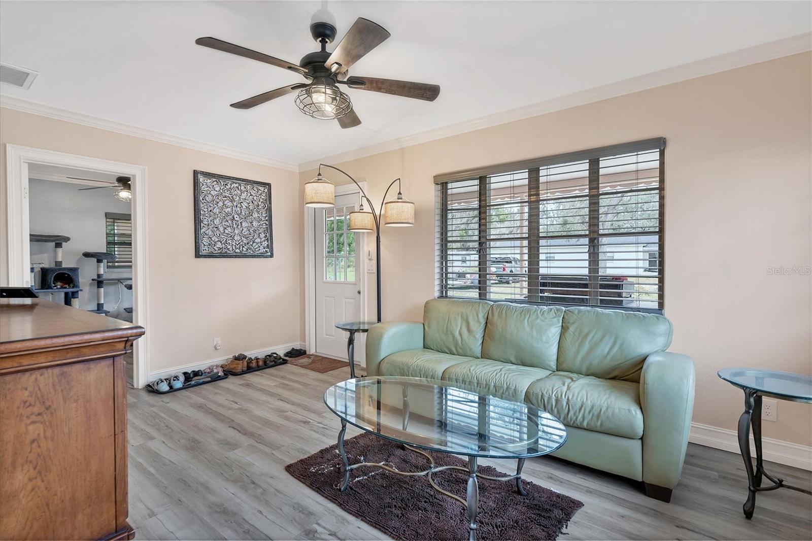 Image 10 of 47 For 9548 Falcon Avenue