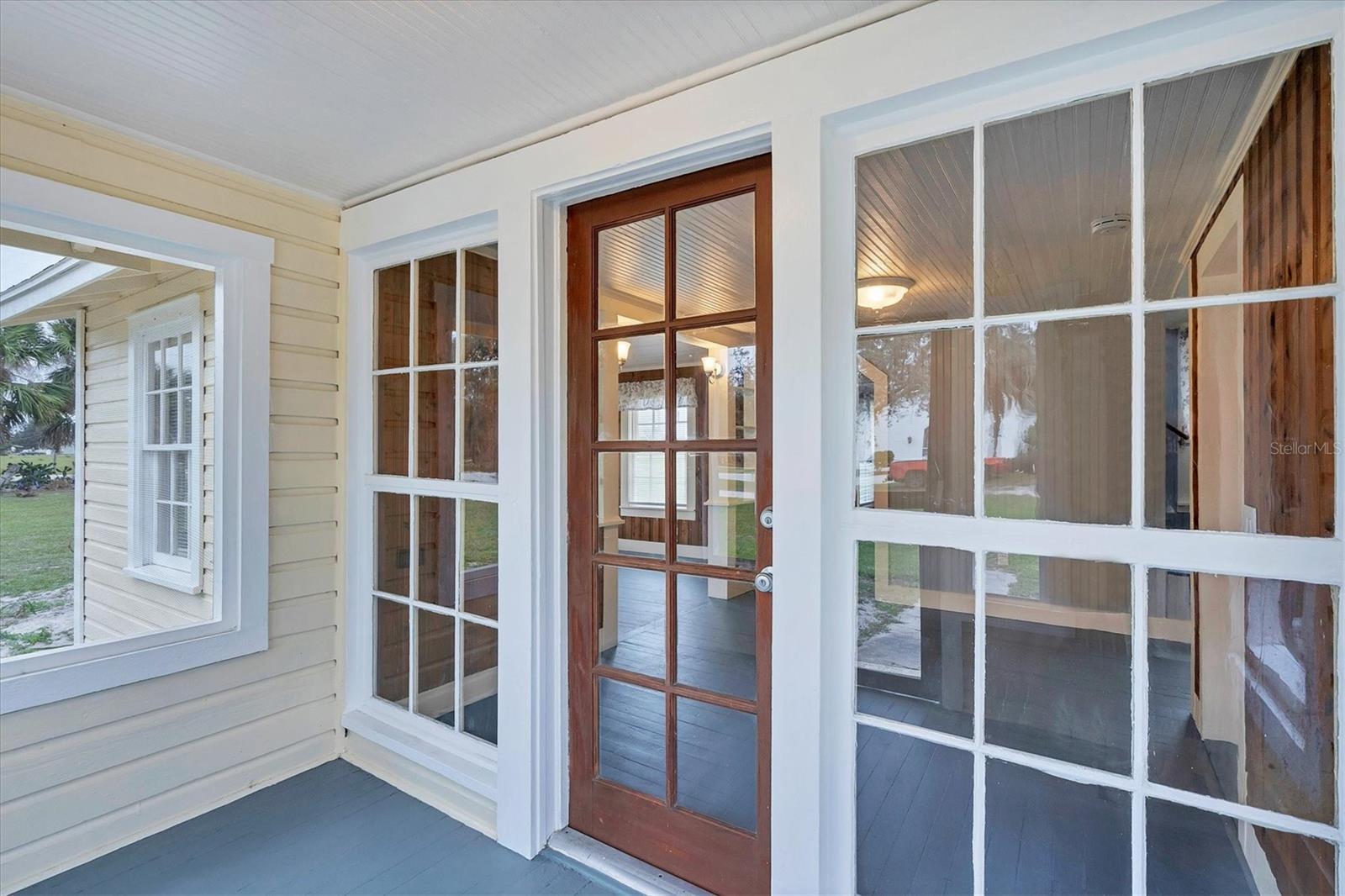 Image 30 of 47 For 9548 Falcon Avenue