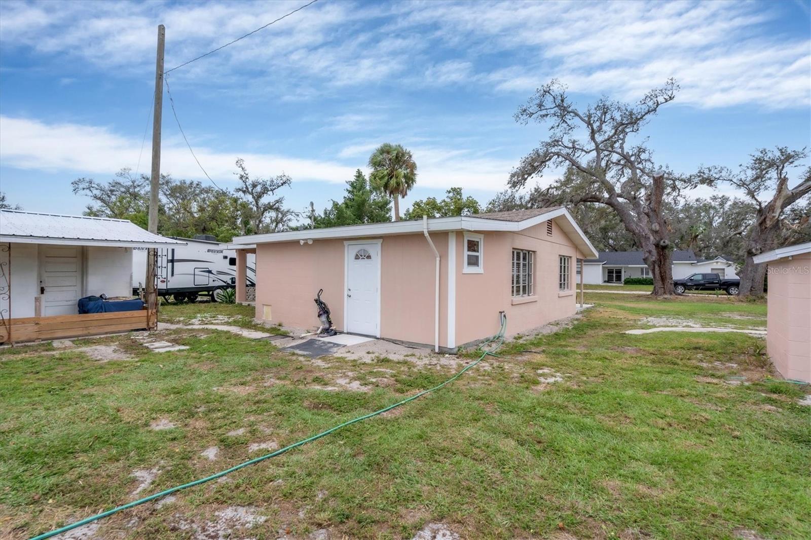 Image 32 of 47 For 9548 Falcon Avenue