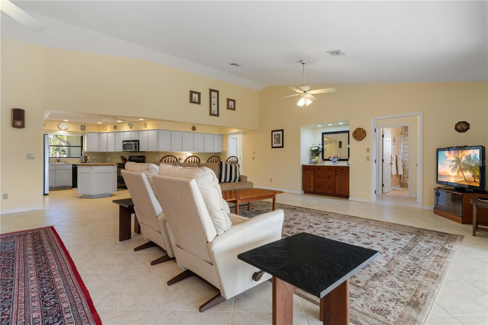 Image 21 of 60 For 262 Lido Drive