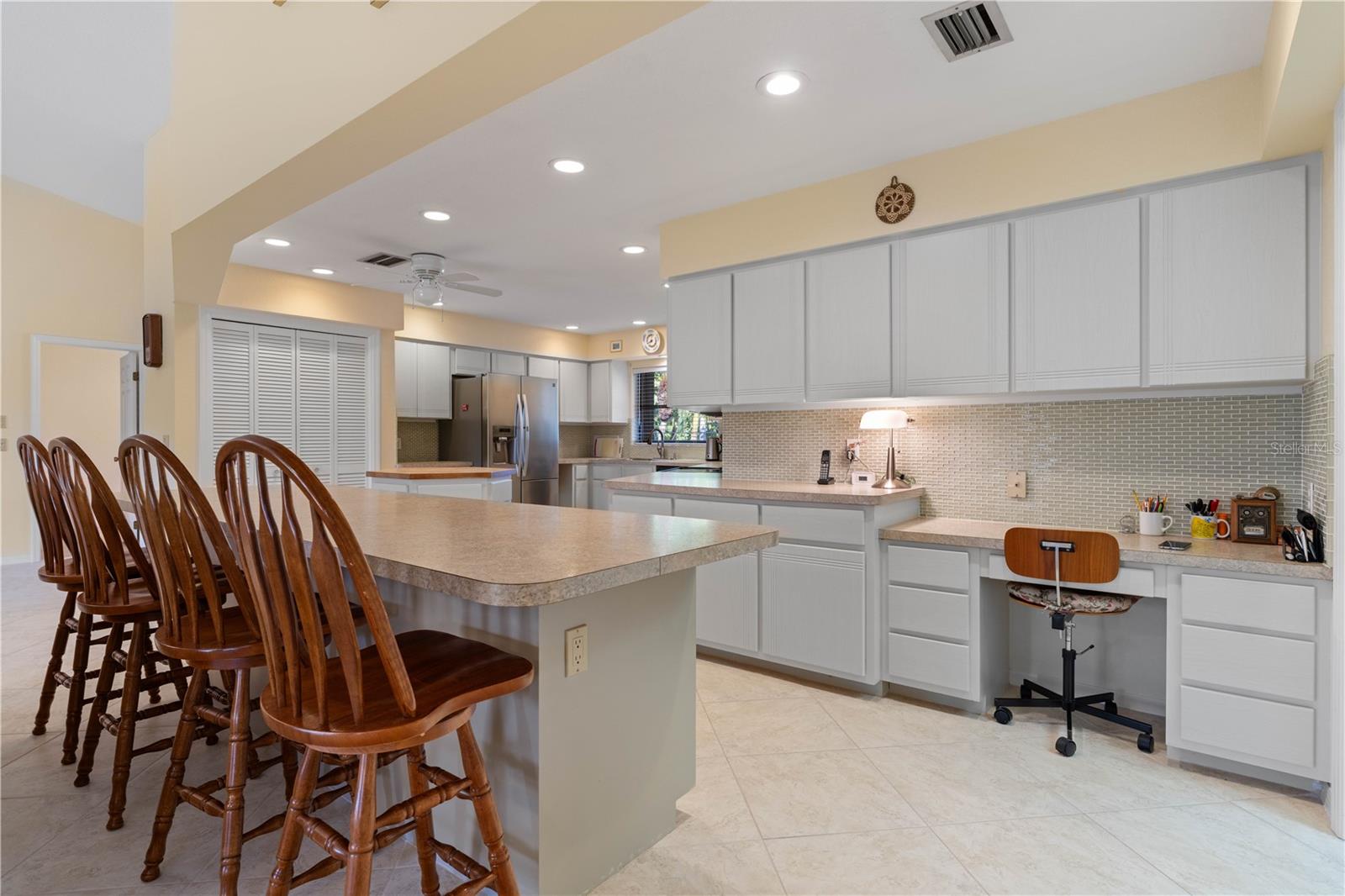 Image 27 of 60 For 262 Lido Drive