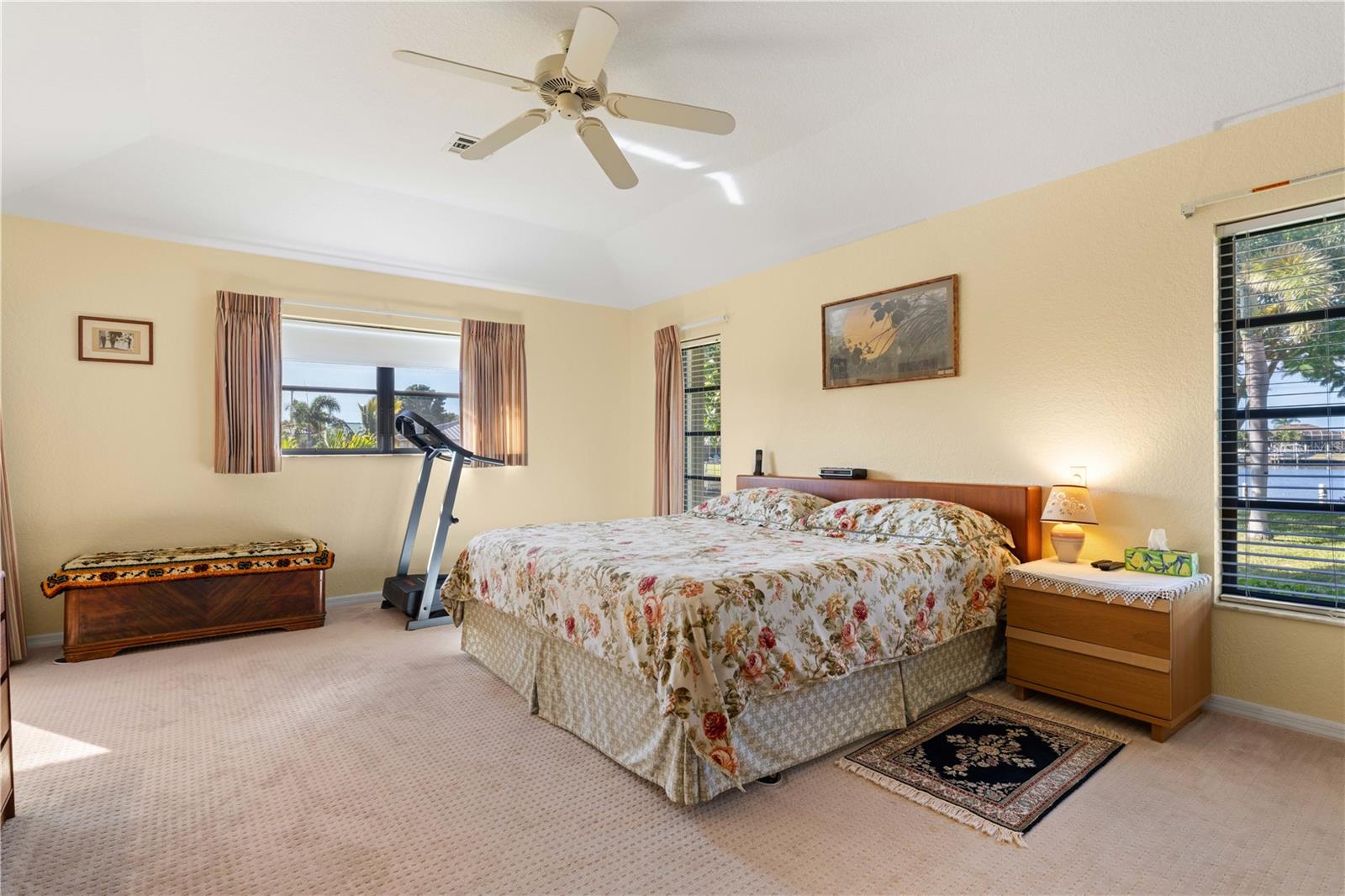 Image 32 of 60 For 262 Lido Drive