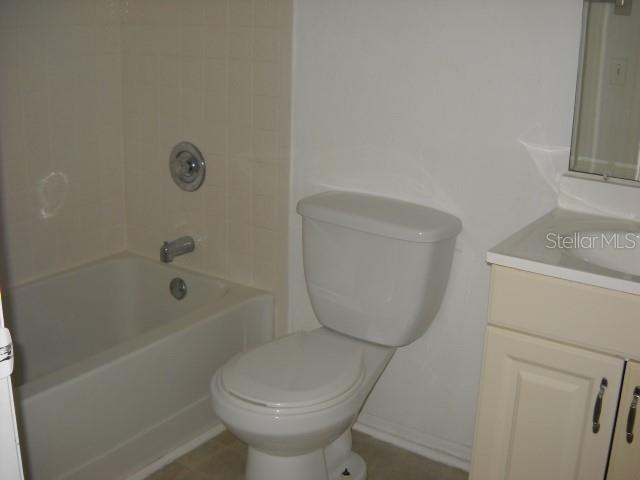 Image 10 of 19 For 20029 Isobar Avenue