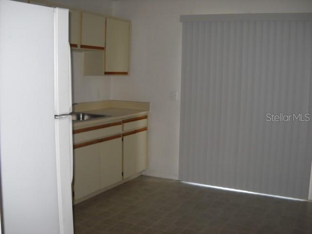 Image 6 of 19 For 20029 Isobar Avenue