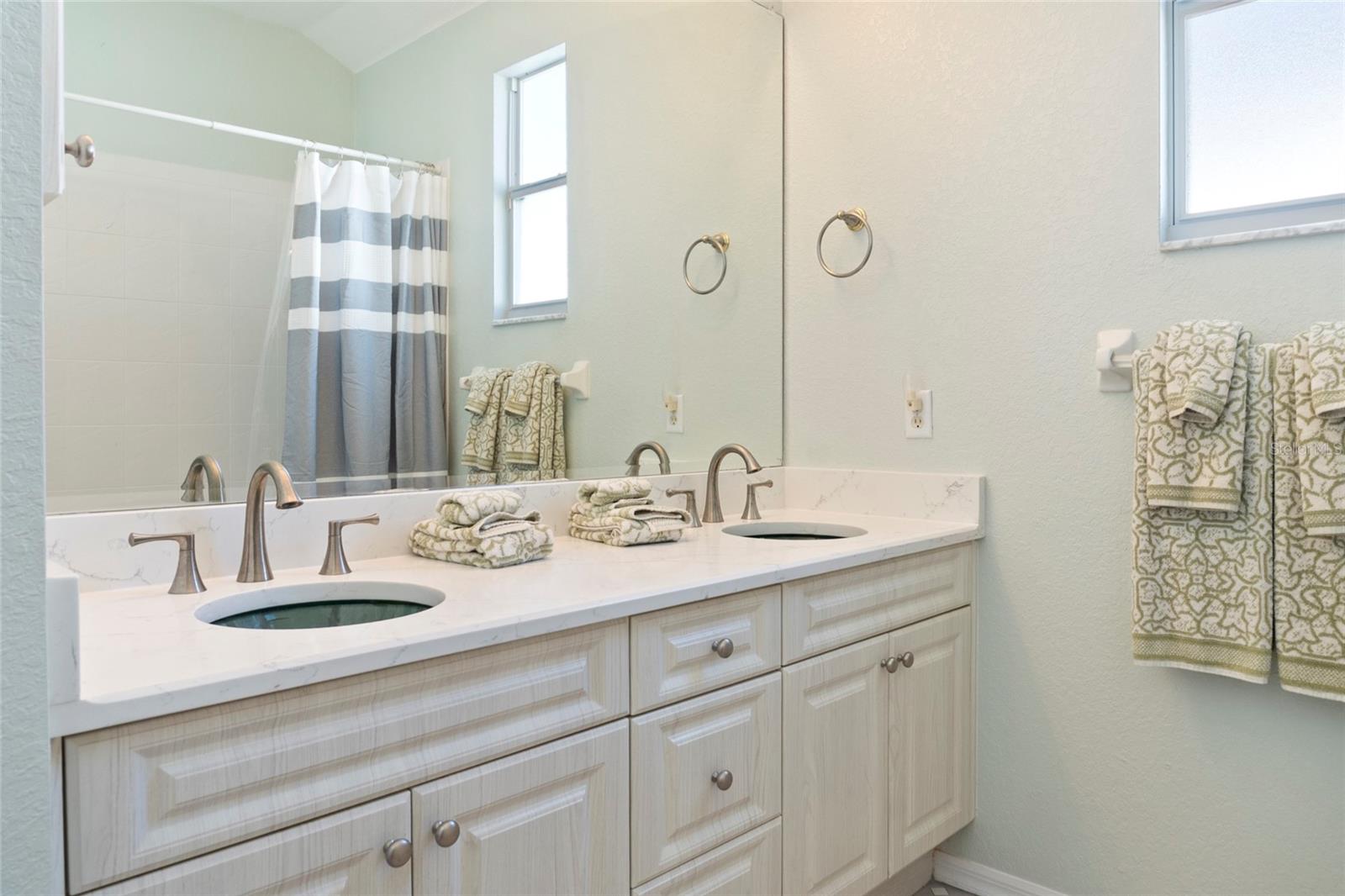 Image 23 of 35 For 2971 Royal Palm Drive