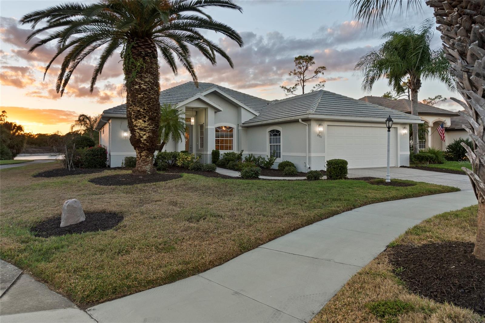 Image 4 of 35 For 2971 Royal Palm Drive