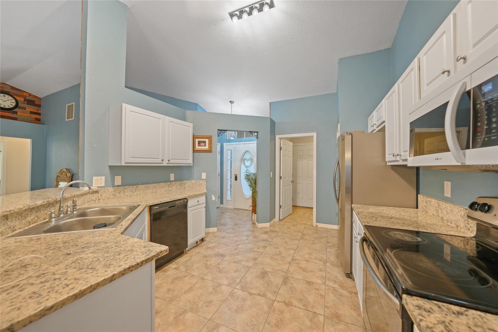 Image 15 of 44 For 1291 Impala Street