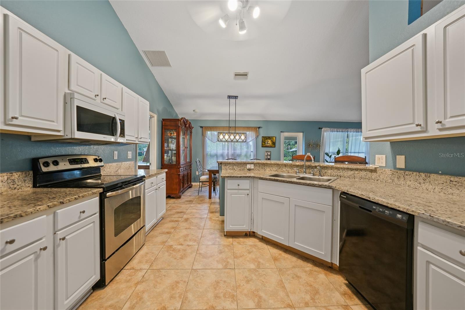 Image 16 of 44 For 1291 Impala Street