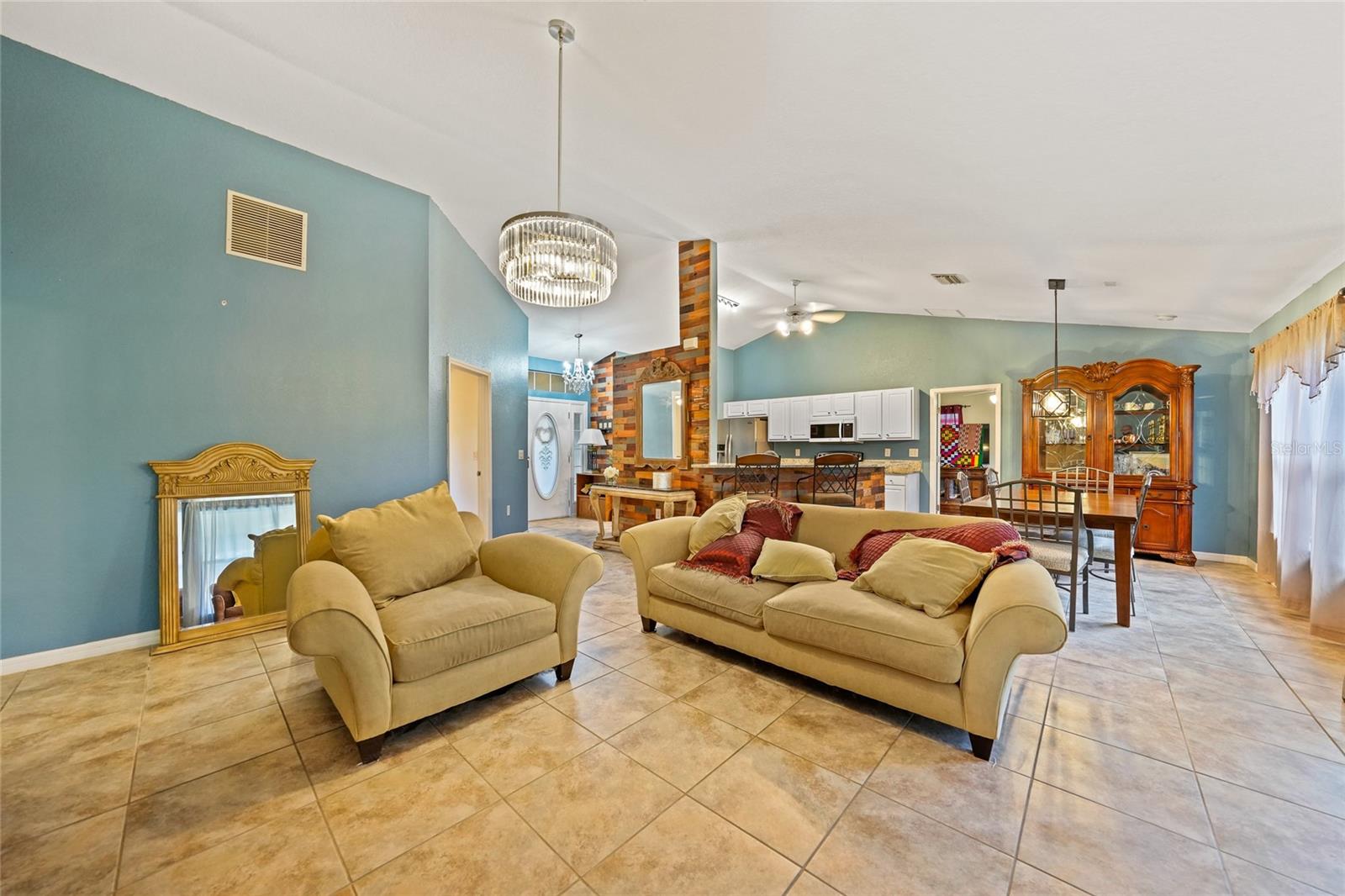 Image 8 of 44 For 1291 Impala Street