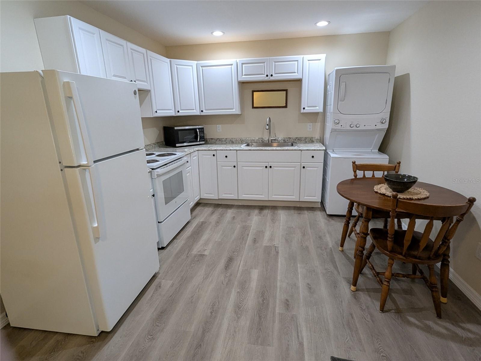 Image 17 of 56 For 4508 Wheat Avenue