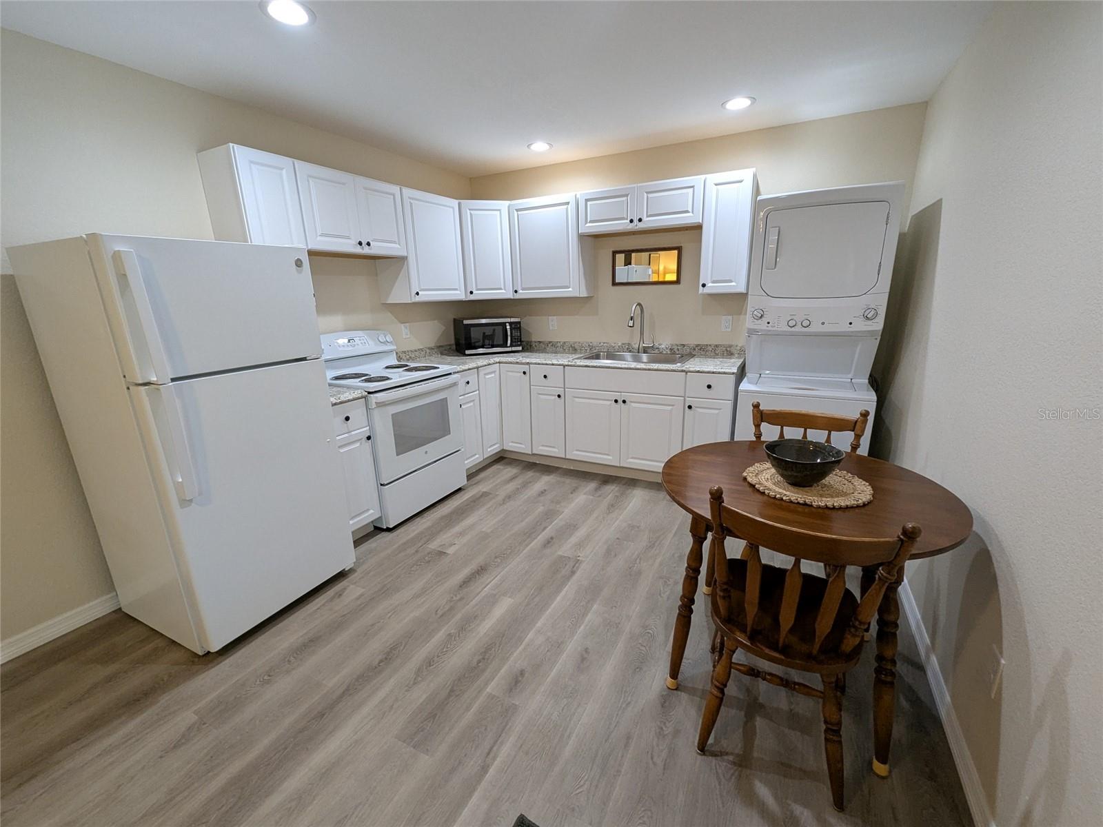 Image 18 of 56 For 4508 Wheat Avenue