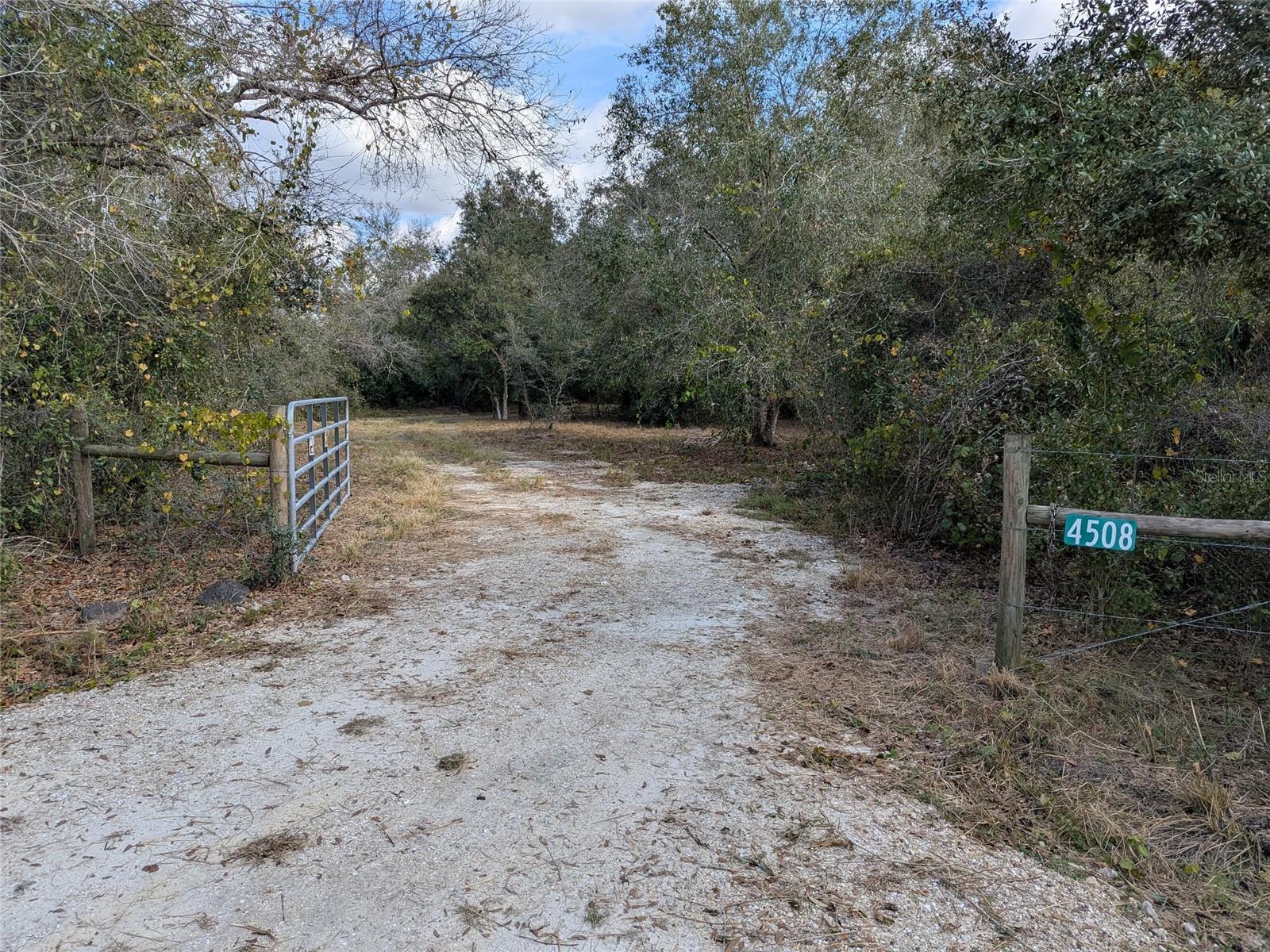 Image 9 of 56 For 4508 Wheat Avenue