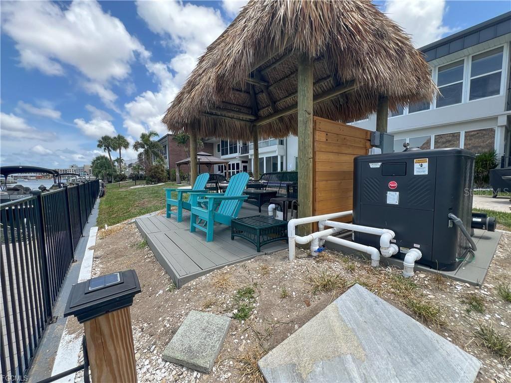 Image 3 of 15 For 632 Victoria Drive 103