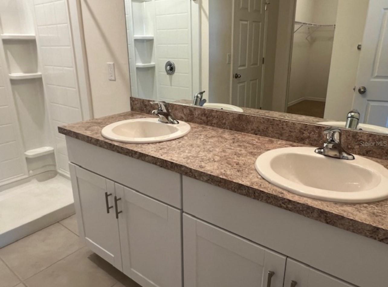 Image 18 of 22 For 390 Posadas Circle