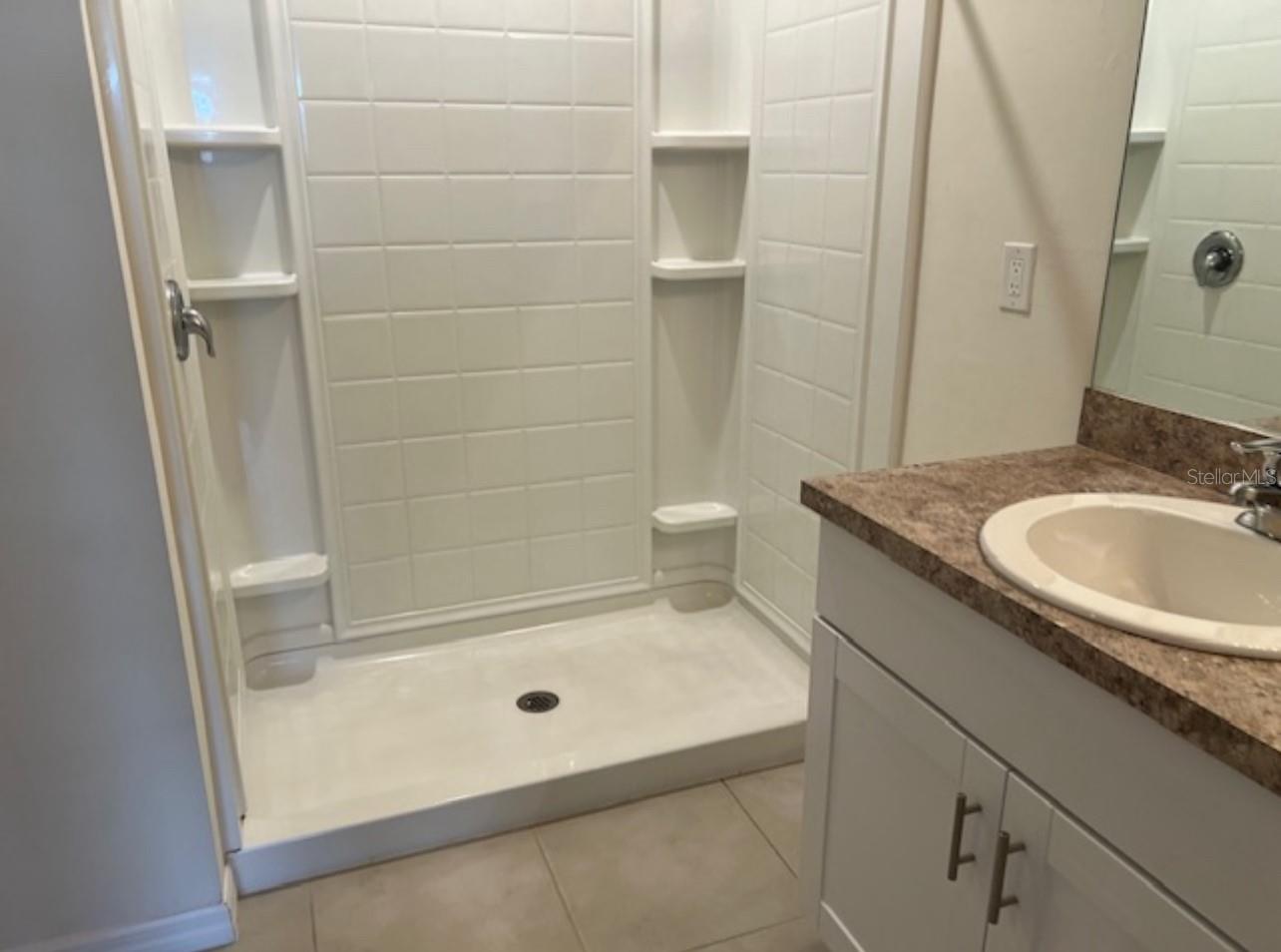 Image 19 of 22 For 390 Posadas Circle