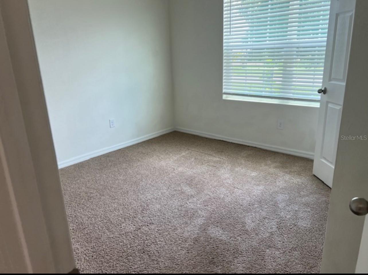 Image 4 of 22 For 390 Posadas Circle