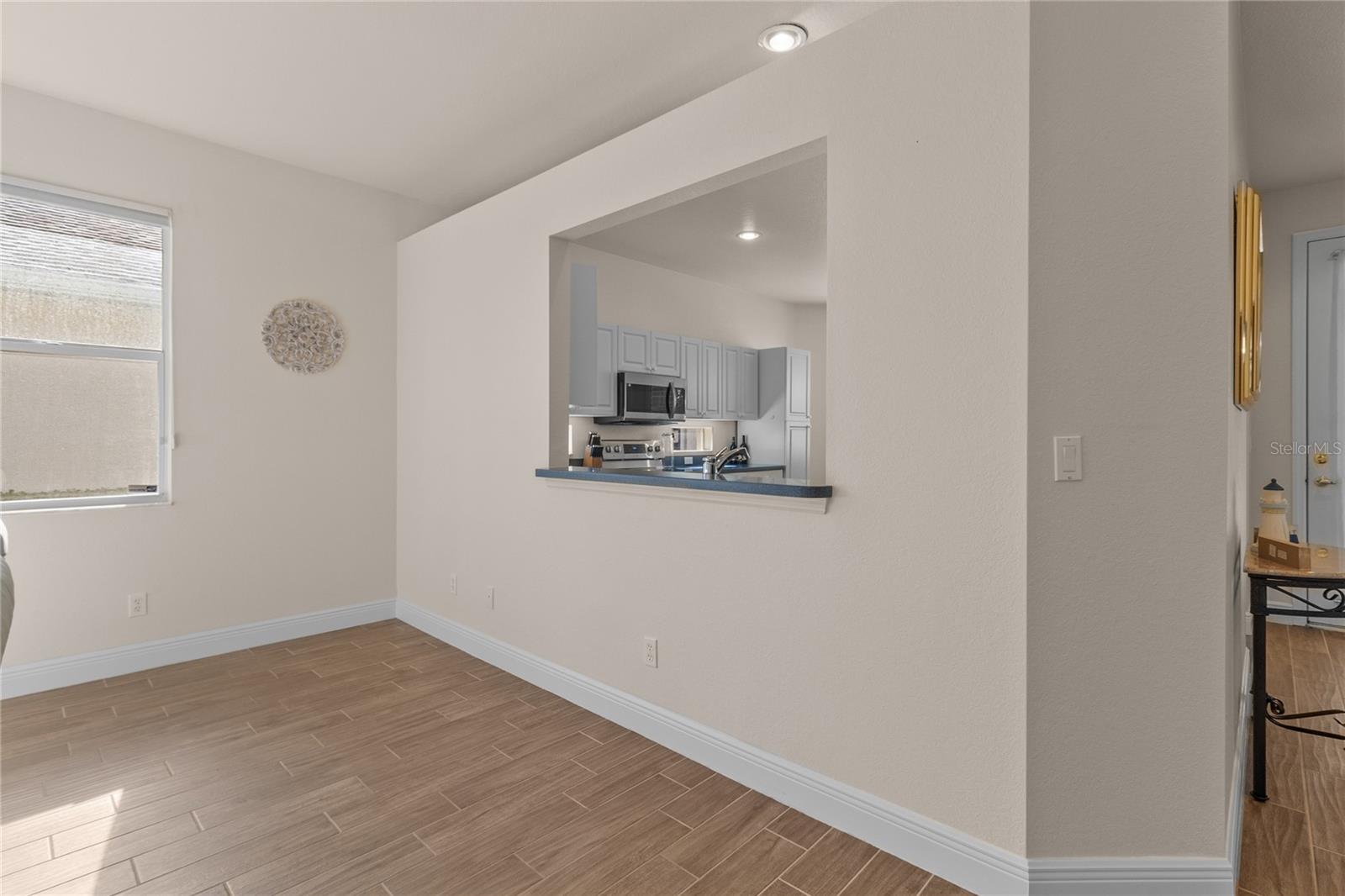 Image 15 of 53 For 1937 Scarlett Avenue