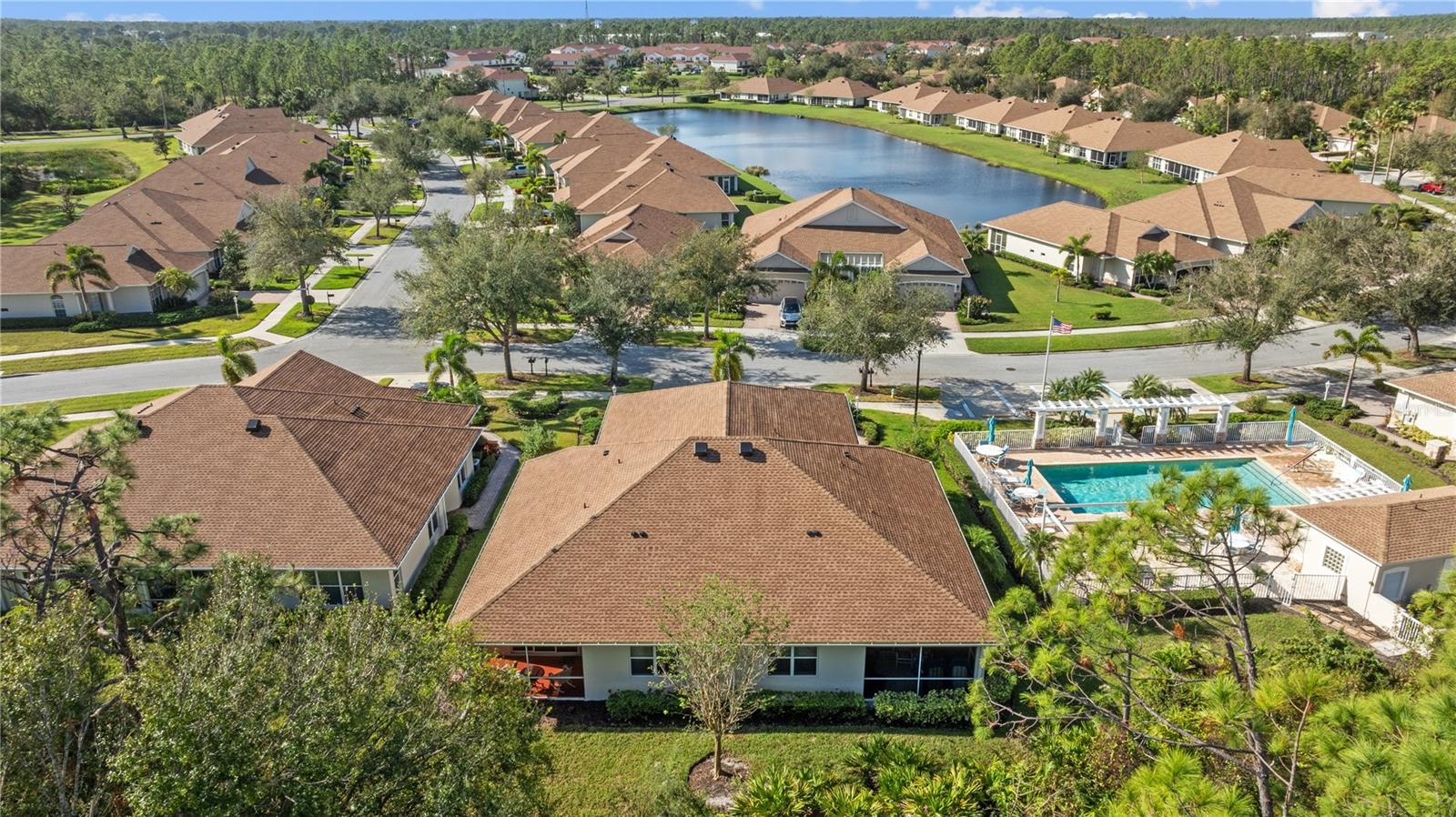 Image 52 of 53 For 1937 Scarlett Avenue