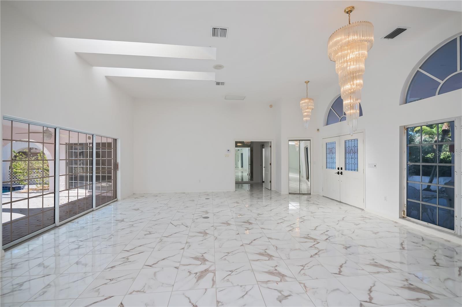 Image 12 of 93 For 26071 Paysandu Drive