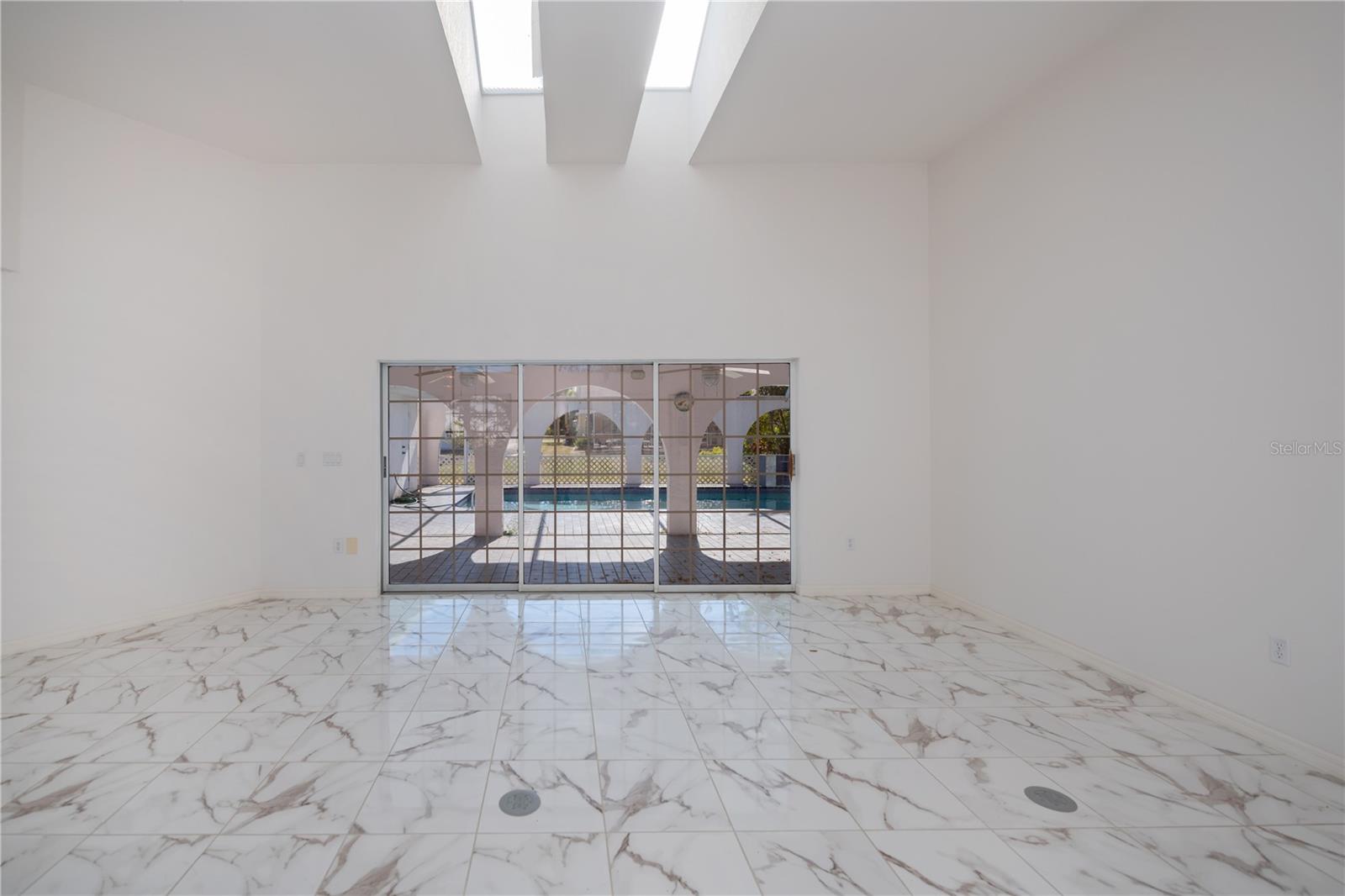 Image 13 of 93 For 26071 Paysandu Drive