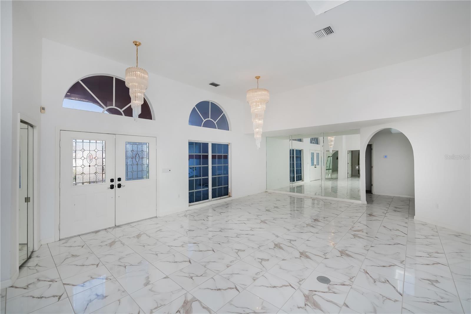 Image 15 of 93 For 26071 Paysandu Drive