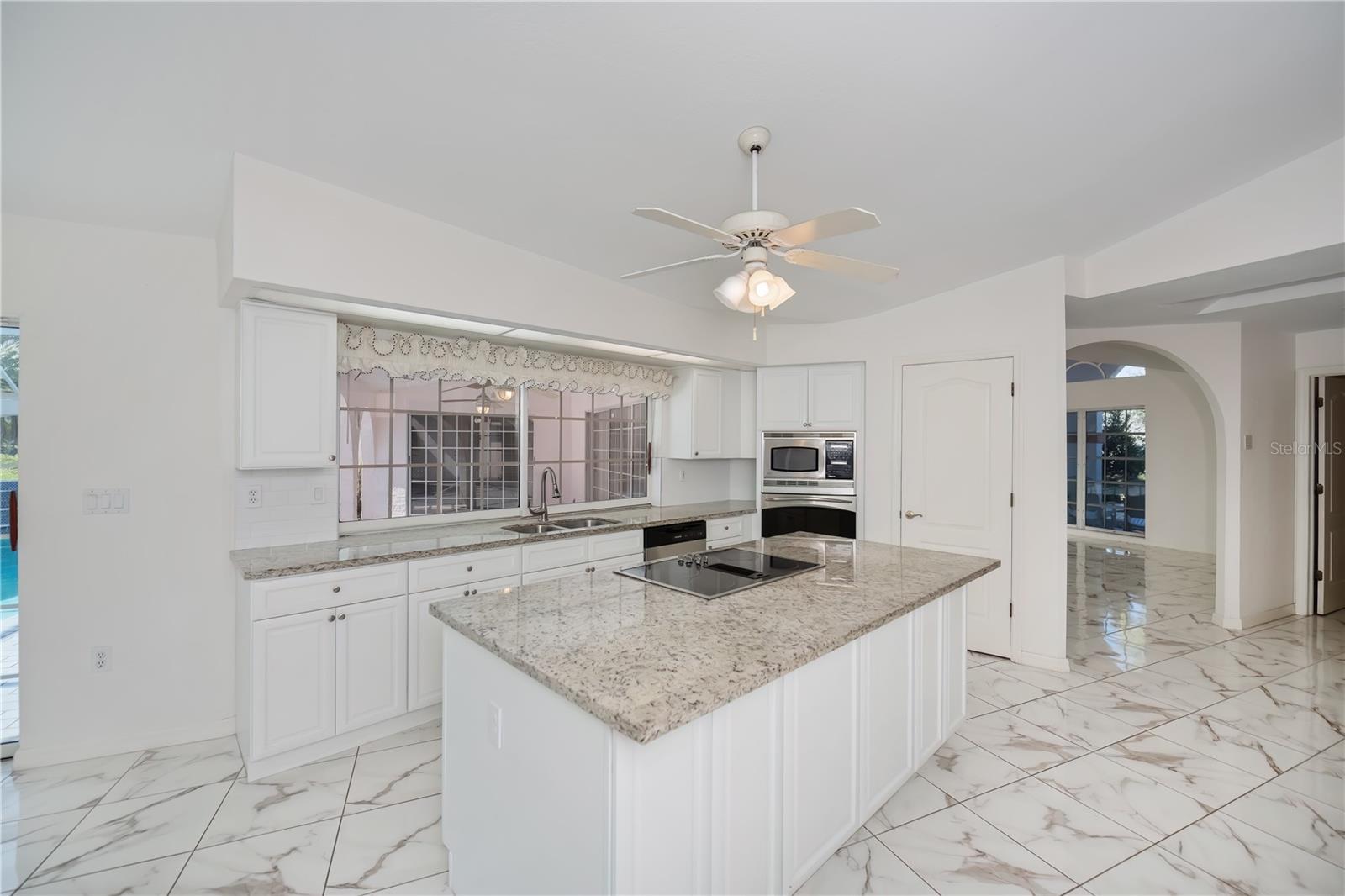 Image 20 of 93 For 26071 Paysandu Drive