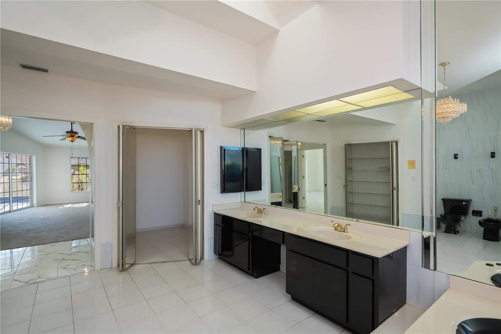 Image 39 of 93 For 26071 Paysandu Drive