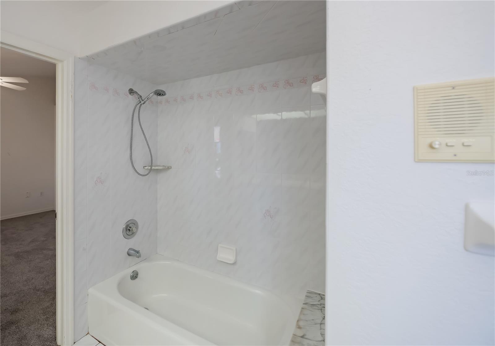 Image 50 of 93 For 26071 Paysandu Drive