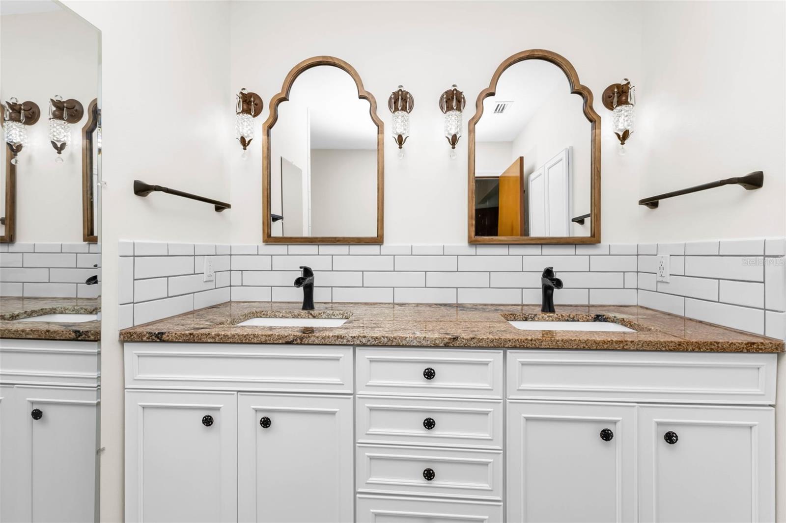 Image 22 of 45 For 2174 Bayou Road