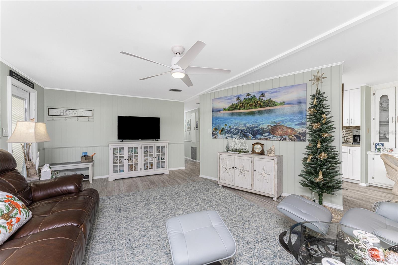 Image 19 of 59 For 6862 Holo Court