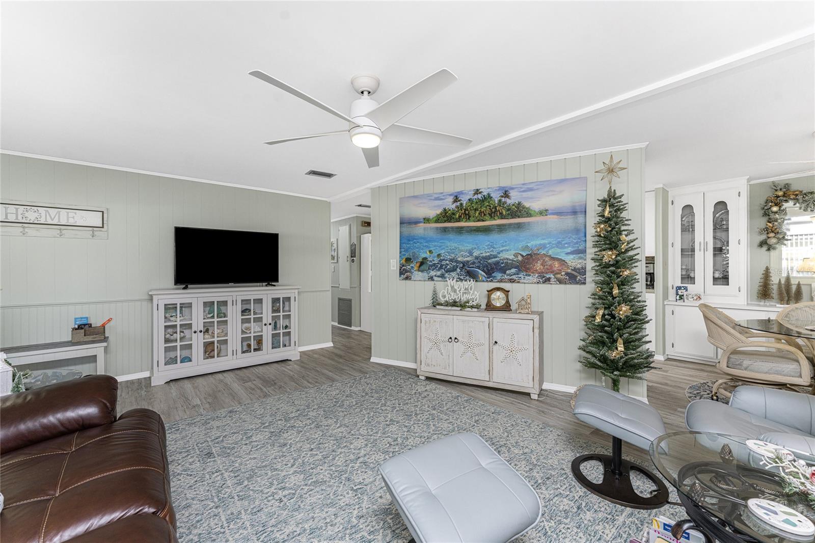 Image 20 of 59 For 6862 Holo Court