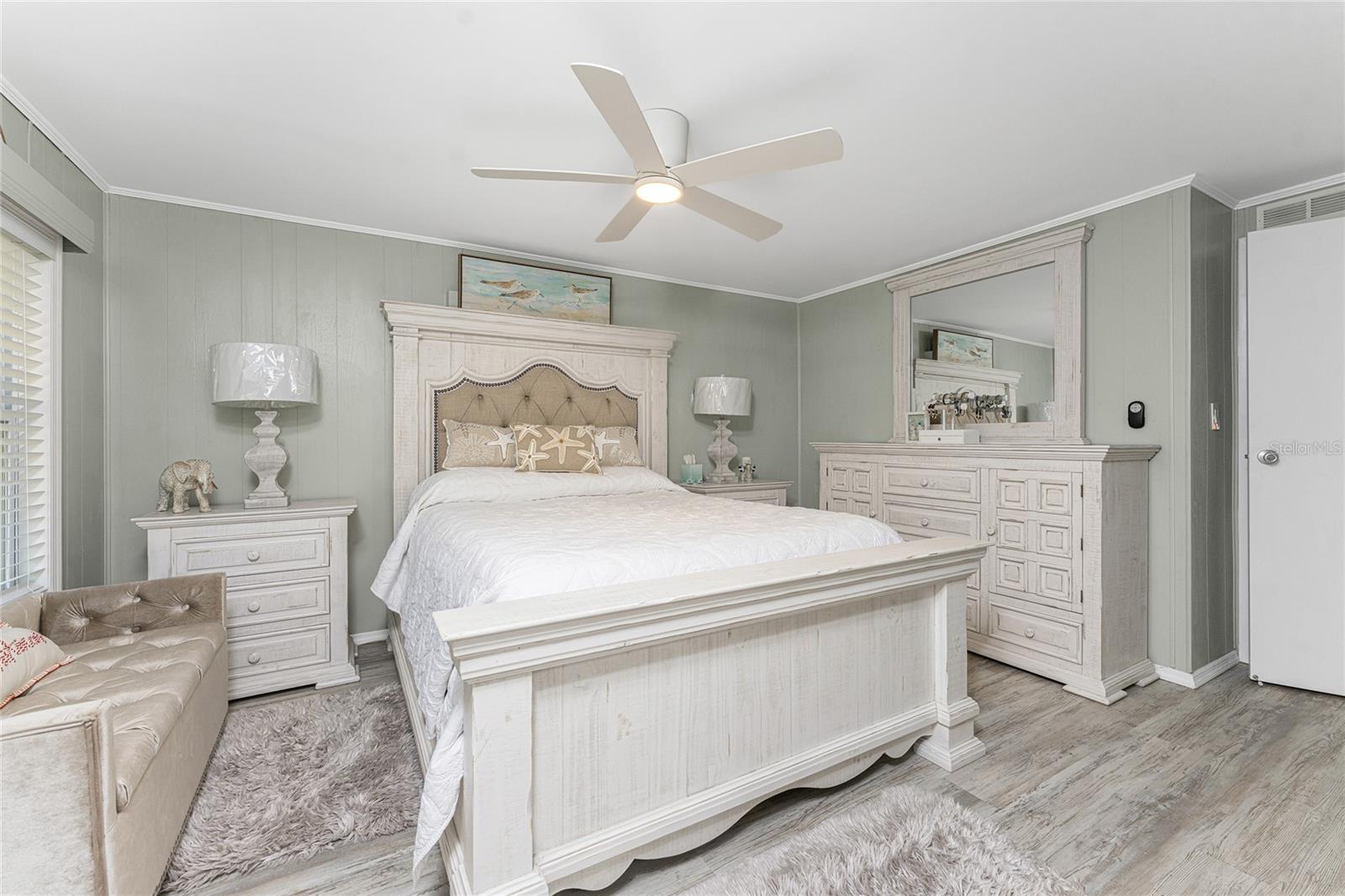 Image 31 of 59 For 6862 Holo Court