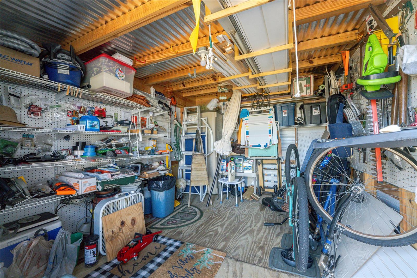 Image 41 of 59 For 6862 Holo Court