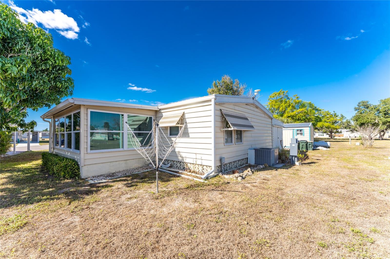 Image 43 of 59 For 6862 Holo Court