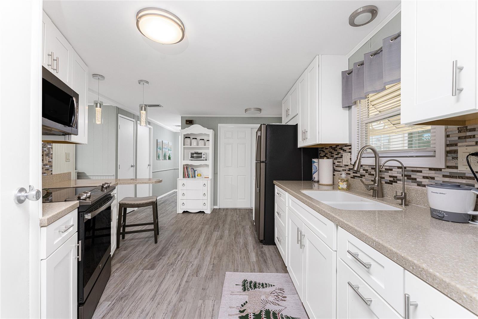 Image 8 of 59 For 6862 Holo Court