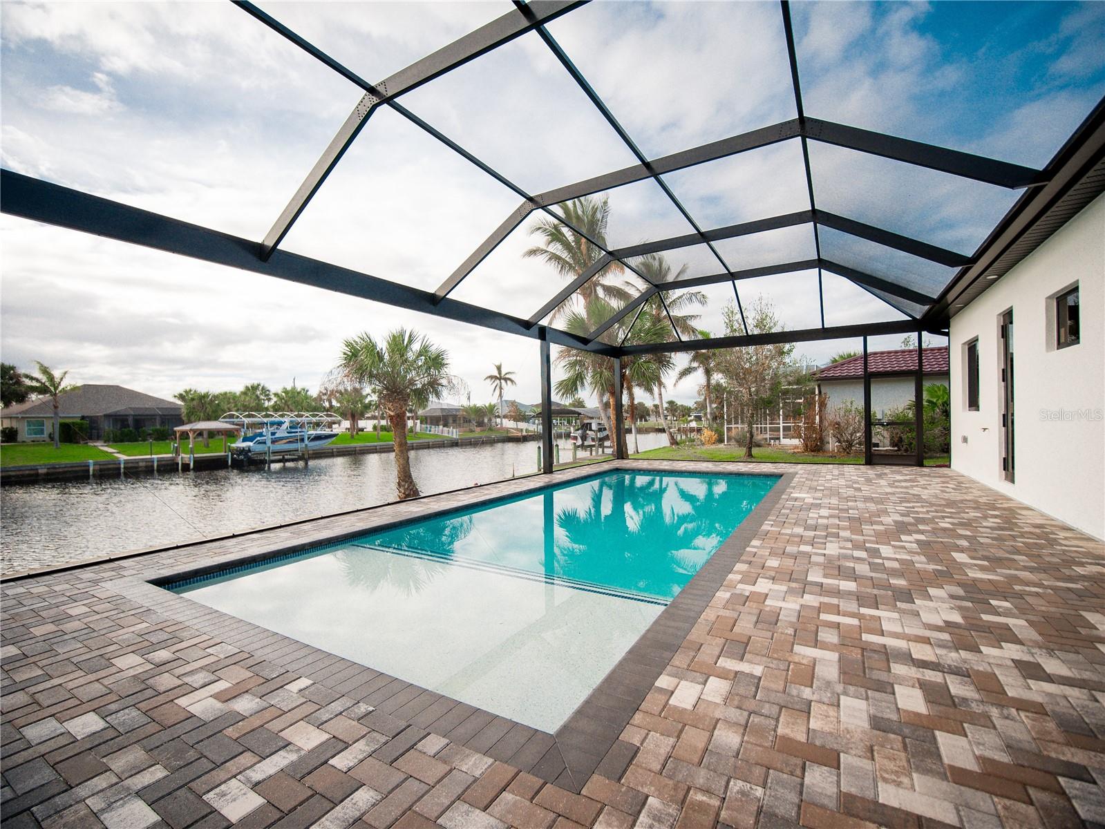 Image 29 of 39 For 4129 Flamingo Boulevard