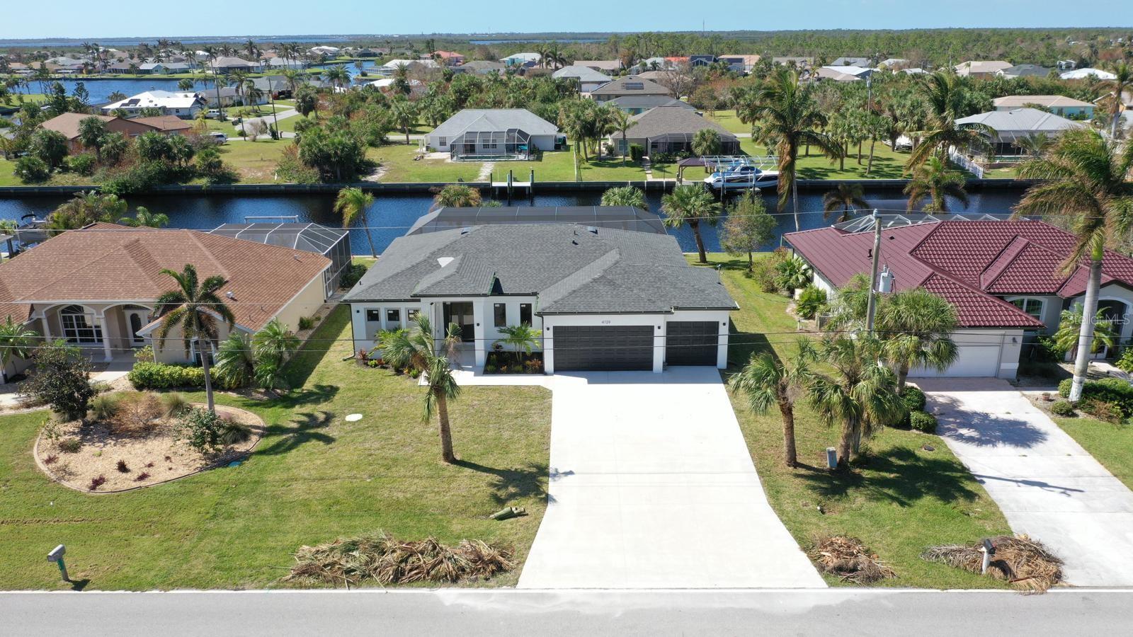 Image 4 of 39 For 4129 Flamingo Boulevard