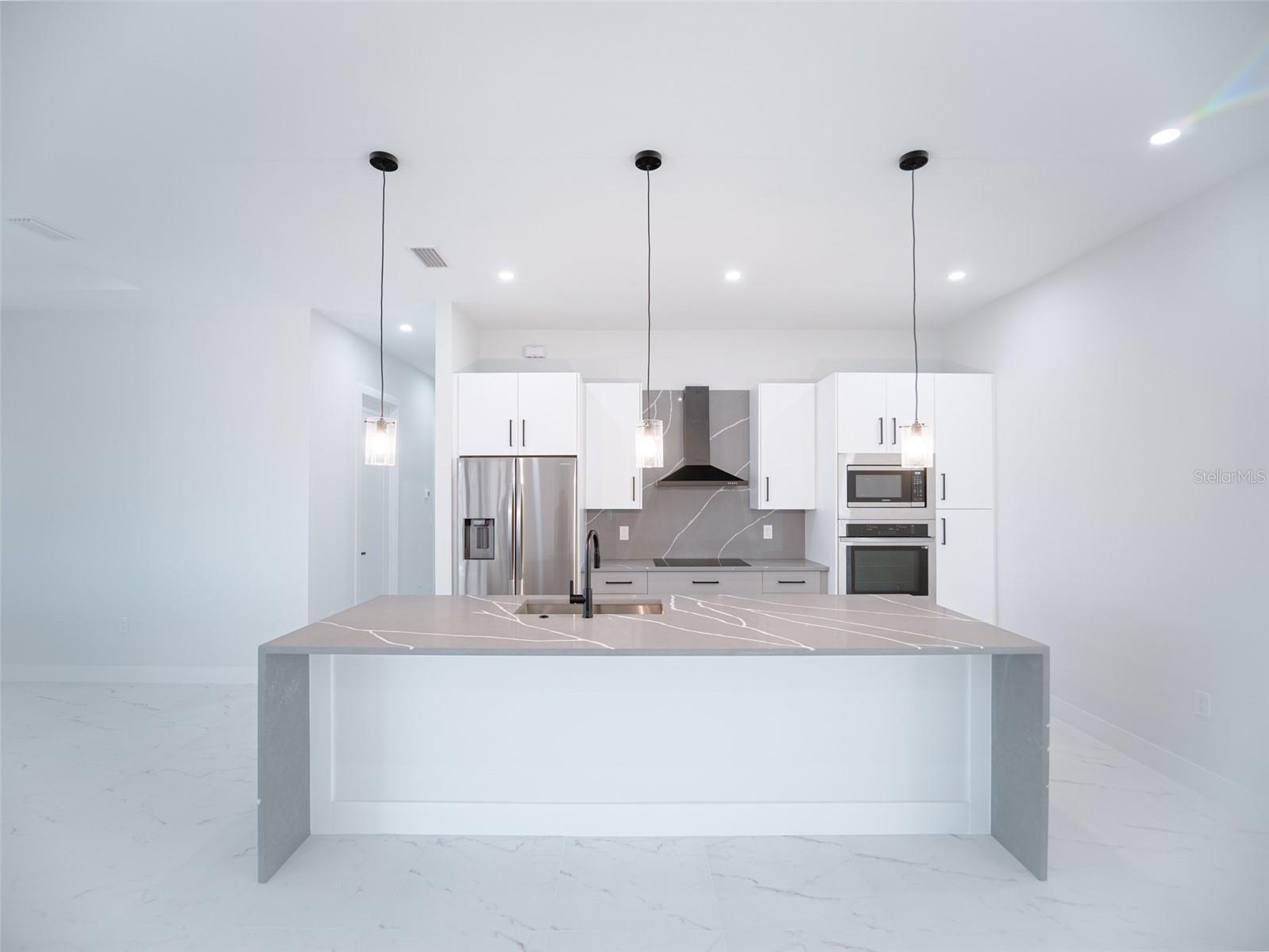 Image 7 of 39 For 4129 Flamingo Boulevard