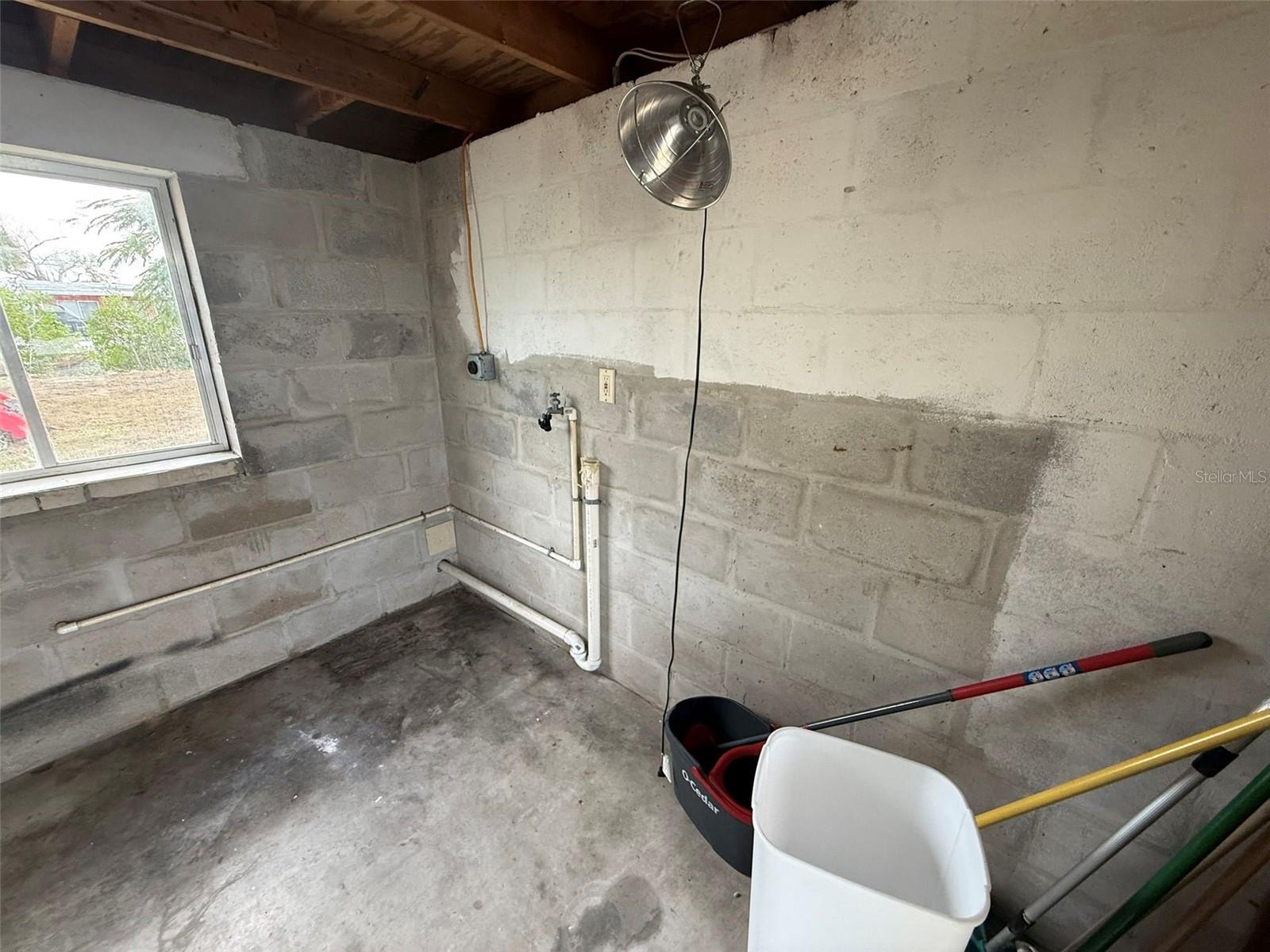 Image 14 of 16 For 1149 Brown Street