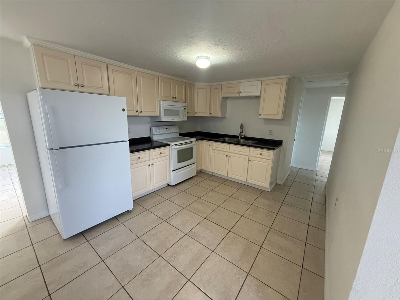 Image 6 of 16 For 1149 Brown Street