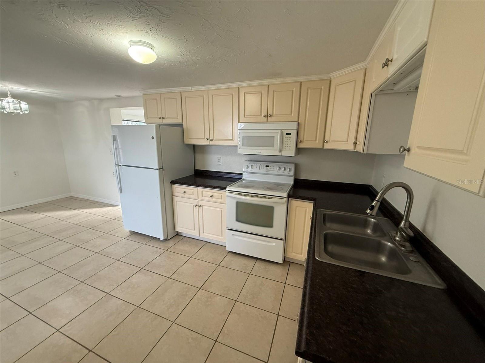 Image 8 of 16 For 1149 Brown Street