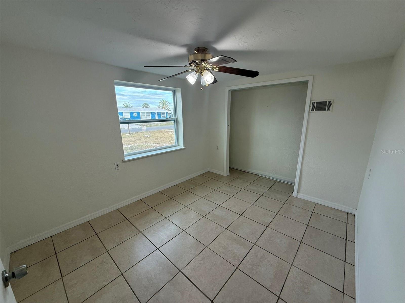 Image 9 of 16 For 1149 Brown Street