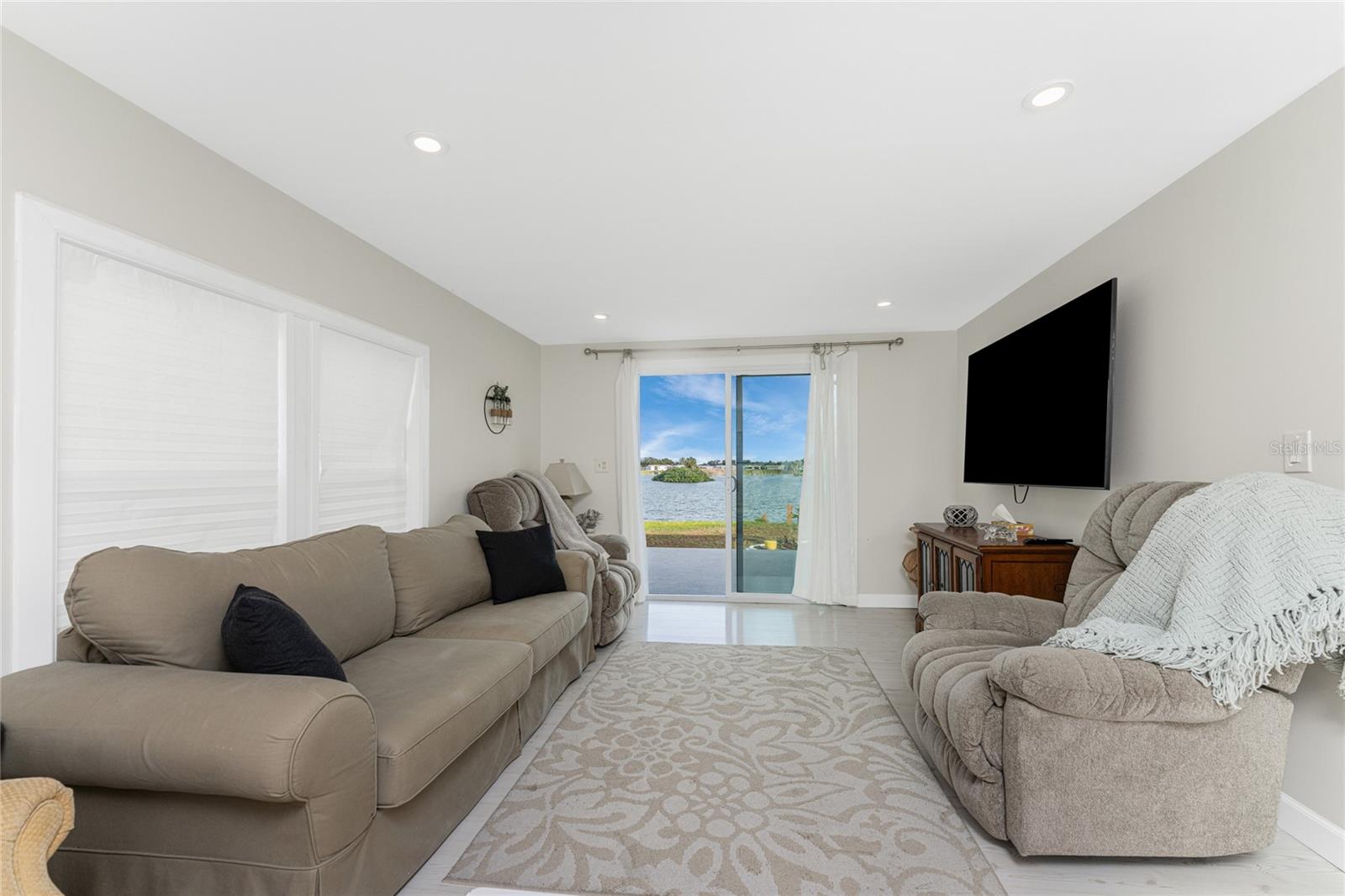 Image 11 of 47 For 1341 Blue Heron Drive