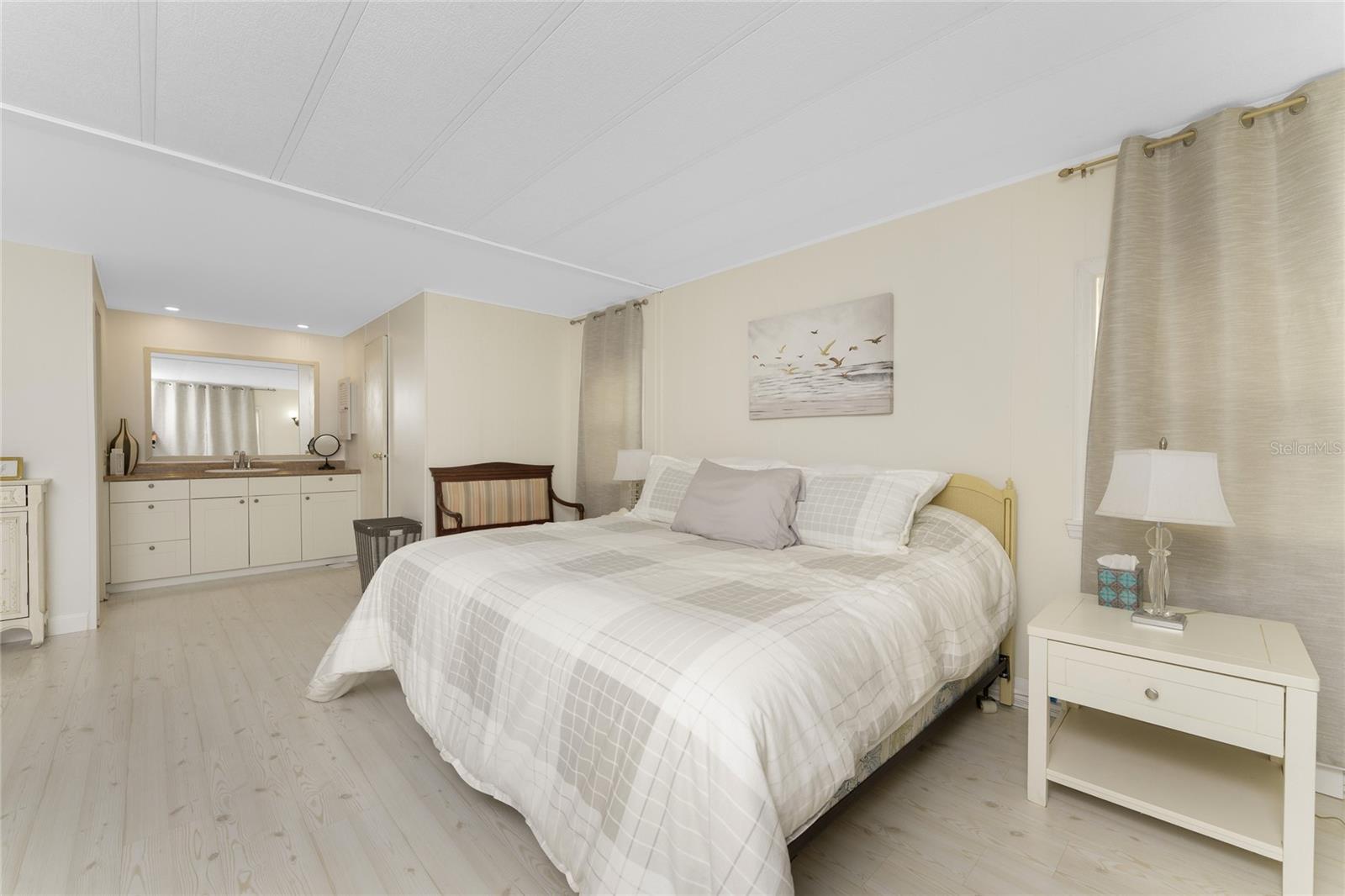 Image 15 of 47 For 1341 Blue Heron Drive