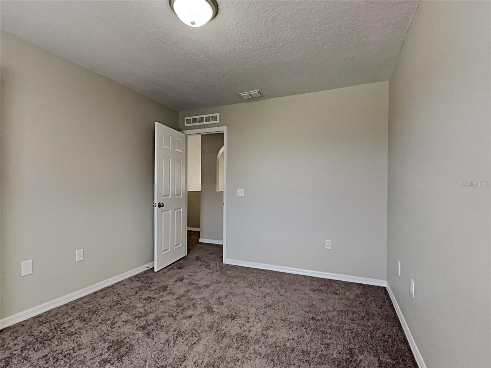 Image 22 of 27 For 358 Lake Shepard Drive