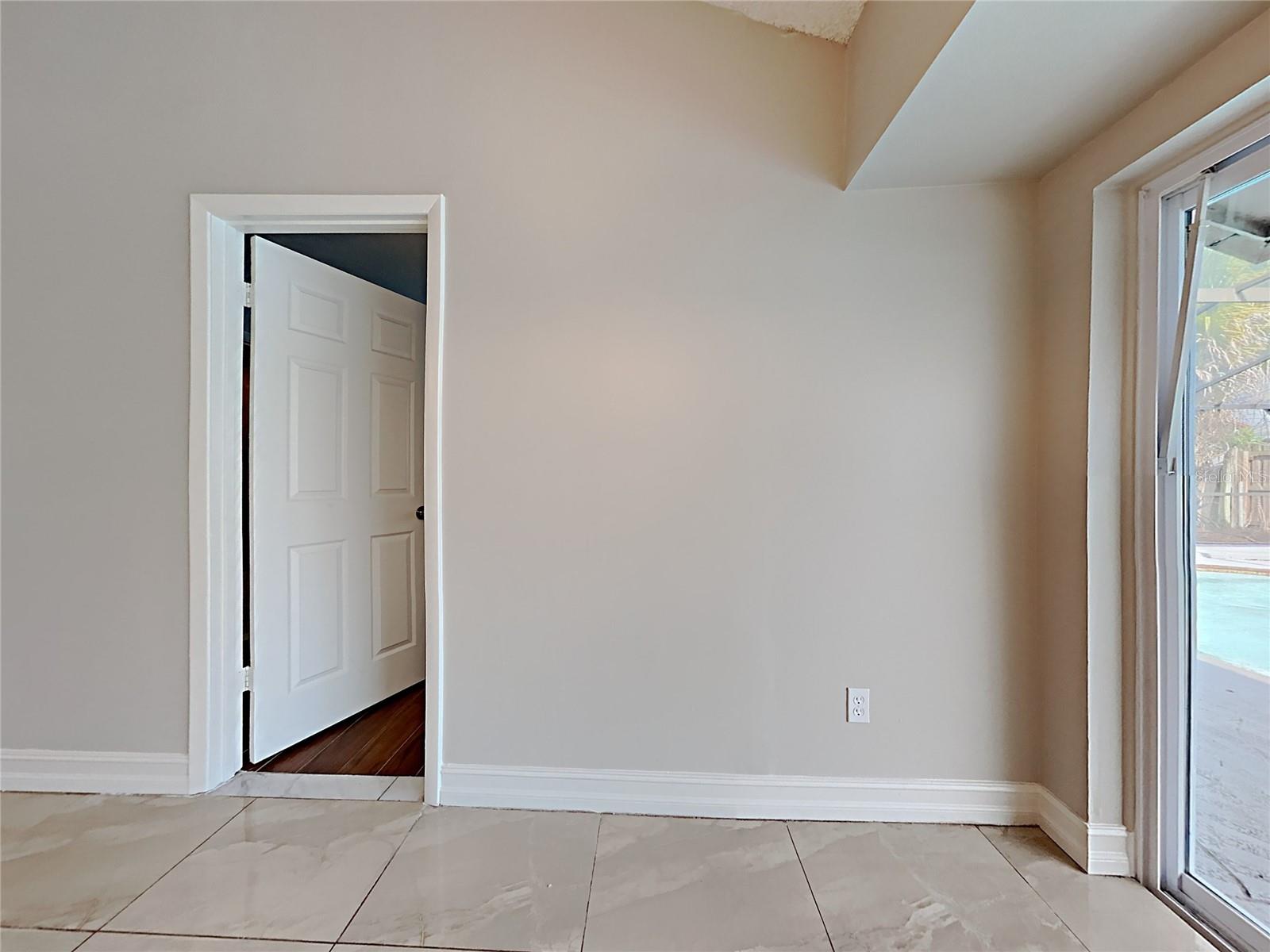 Image 17 of 62 For 11315 Zodiac Drive