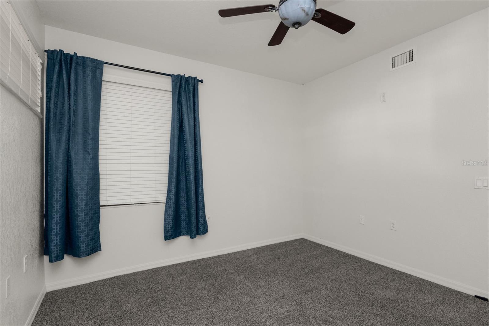 Image 21 of 68 For 255 End Drive 2211